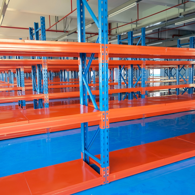 Heavy warehouse shelf