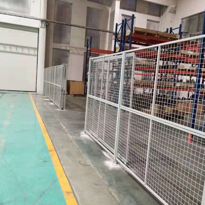 Wire Mesh Pallet Rack Enclosures