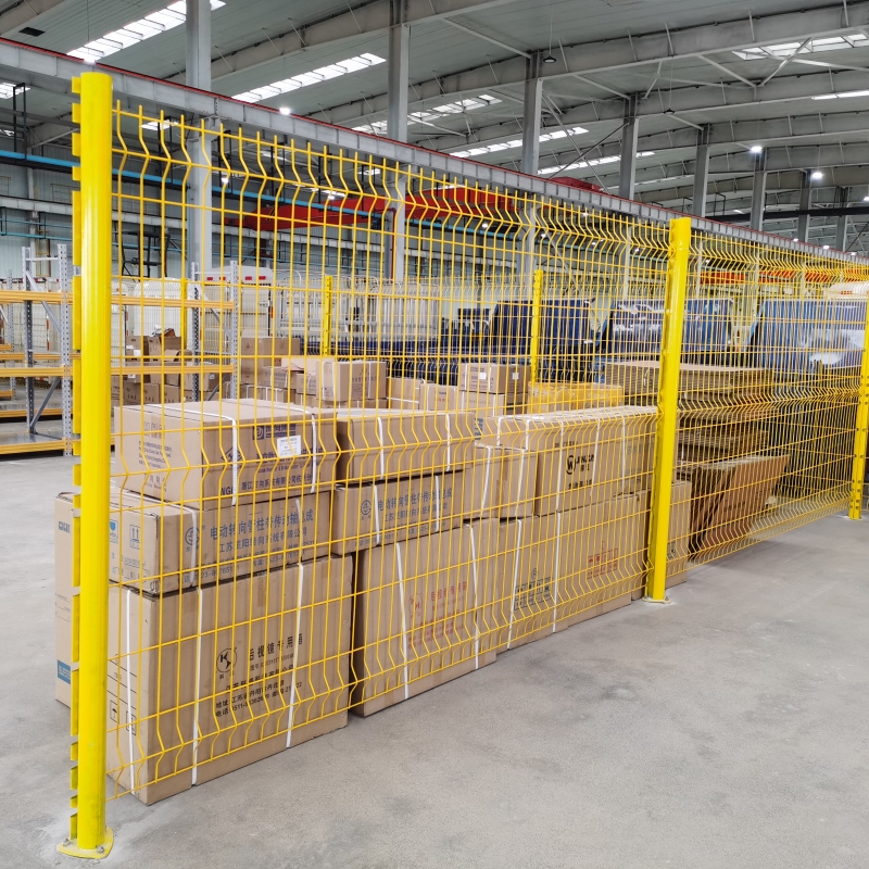 Wire Mesh Pallet Rack Enclosures