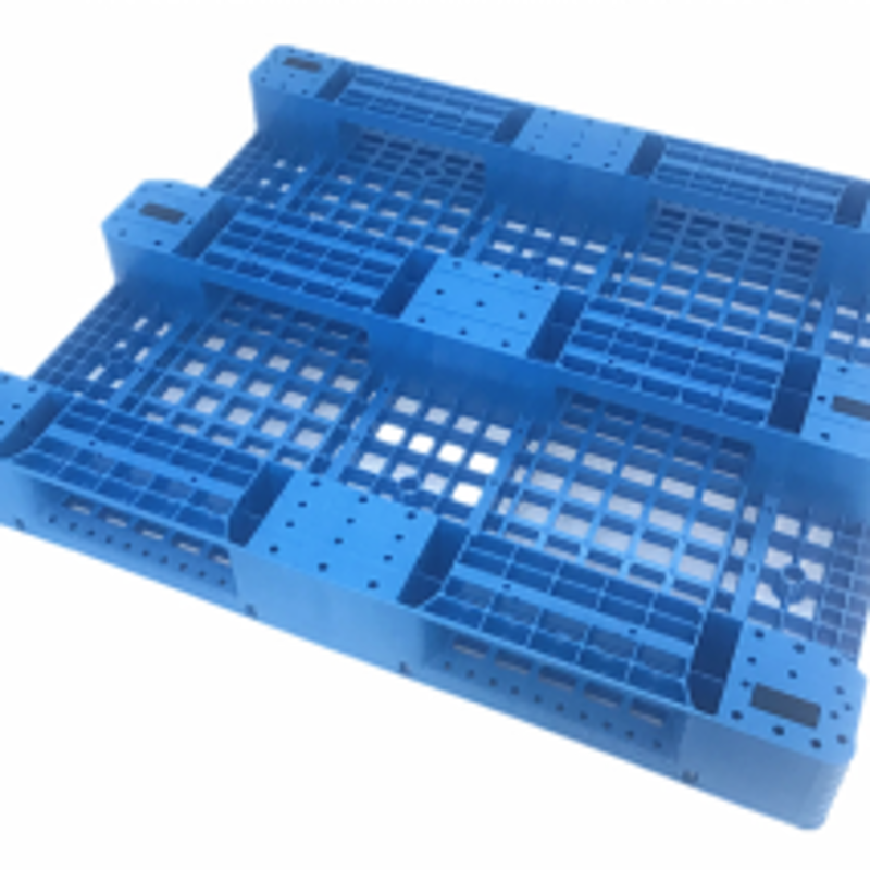 plastic tray