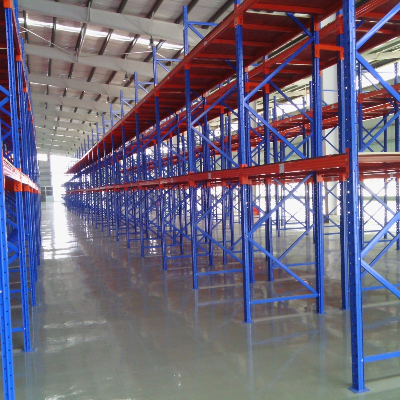 Warehouse storage system