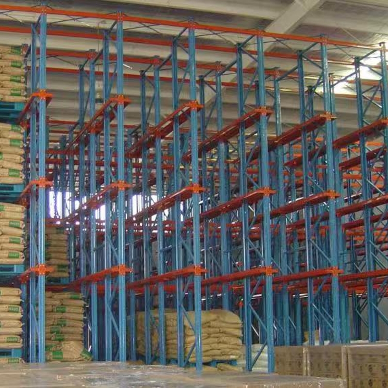 Drive-In/Drive-Through Pallet Racking