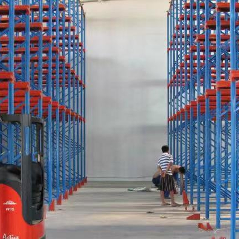 Drive-In/Drive-Through Pallet Racking