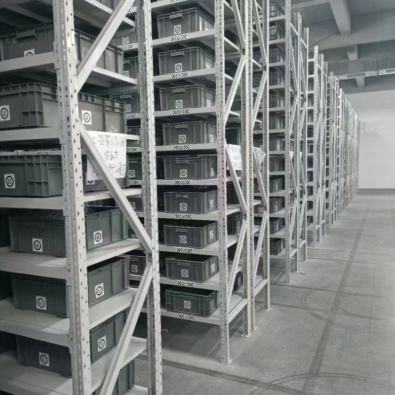  three-dimensional shelf