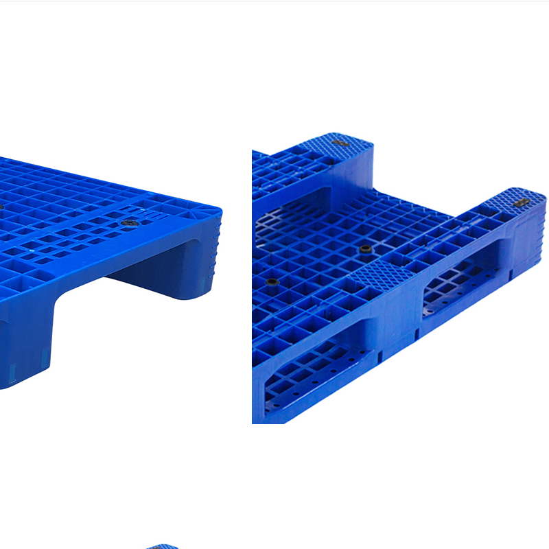 Cross-shaped grid pallet