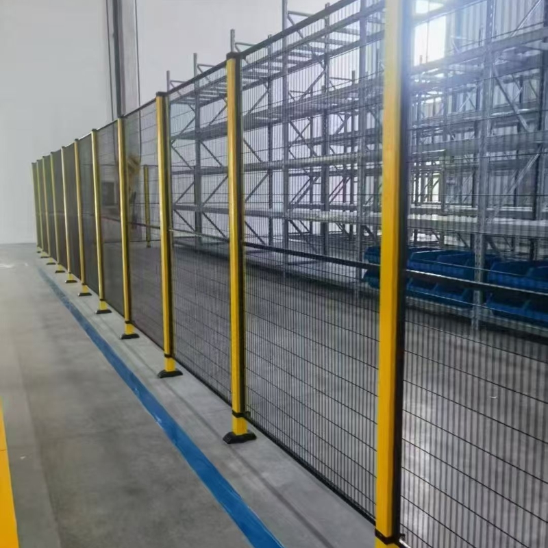 Wire Mesh Pallet Rack Enclosures