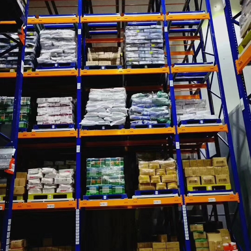 Drive-In/Drive-Through Pallet Racking