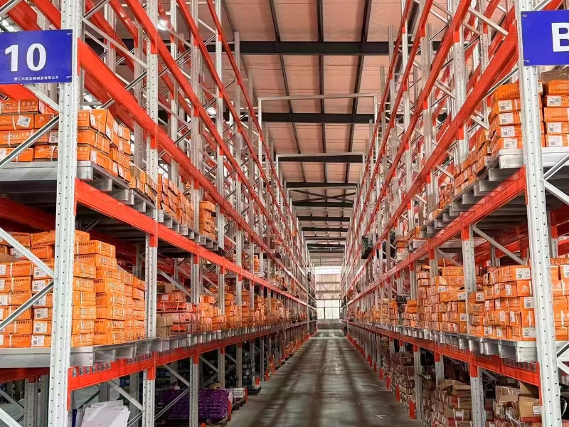 Heavy-Duty Pallet Racking – Solutions
